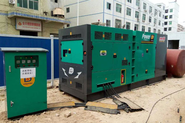 韶山为什么夏季要重点检查发电机组的燃油系统密封性？