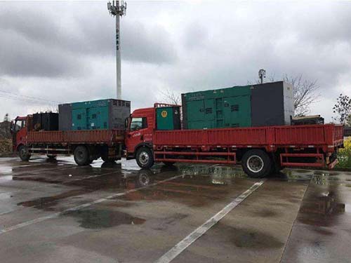 韶山涂抹密封胶后，需要等待多长时间才能安装水冷式机油散热器密封件？